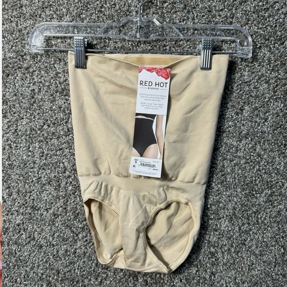 Red Hot By SPANX Ultra Firm Control Shapewear High Waist Brief SZ Small NWT - Picture 6 of 8